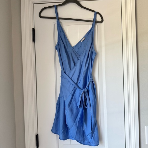 Intimately Free People Like Me or Love Me Wrap Mini Slip Dress Size Medium - Picture 3 of 9